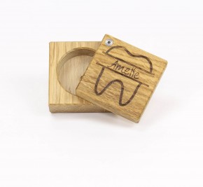Zahndose personalisiert aus Holz Eiche